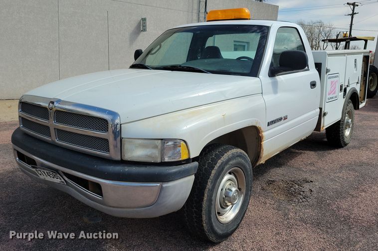2001 Dodge Ram 2500 utility bed pickup truck - NV9788