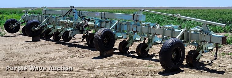 Orthman  332-015 row crop cultivator - DP4967