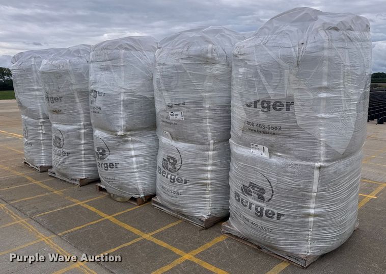 (5) pallets of potting soil - DU7886
