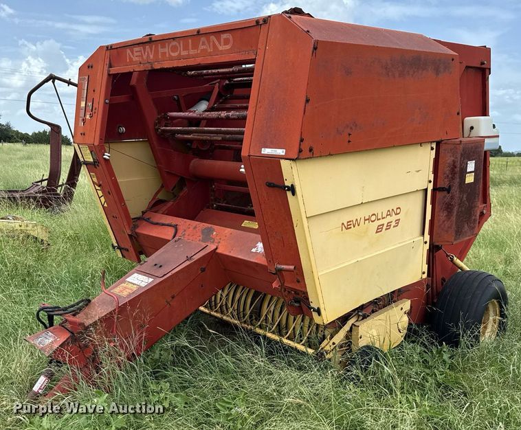 1987 New Holland 853 round baler - DX5606