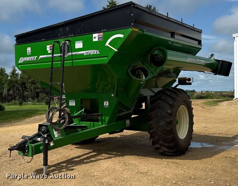 Unverferth  Brent 678XL grain cart - EM2092