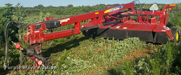 New Holland H7450/550 SWT swather / windrower - EN4613