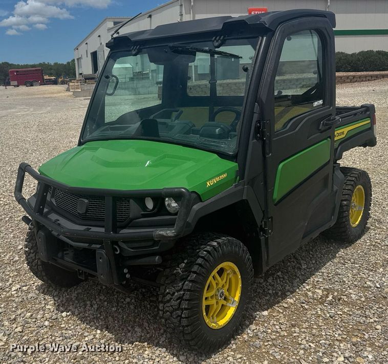 2021 John Deere Gator 835M utility vehicle - ER2086