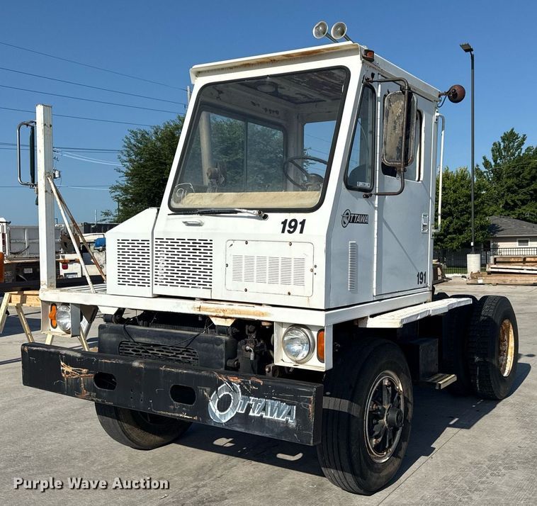 Ottawa YT30 yard truck - DY8088