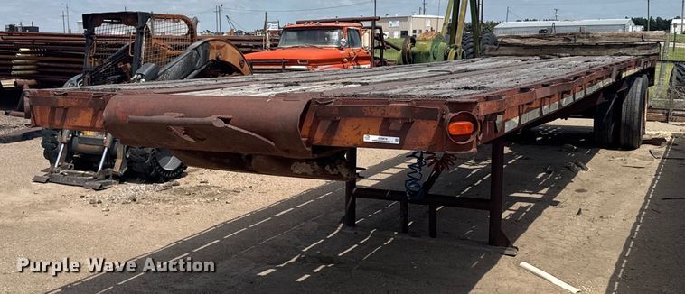 1975 Vulcan Trailer Mfg oilfield trailer - EG6618