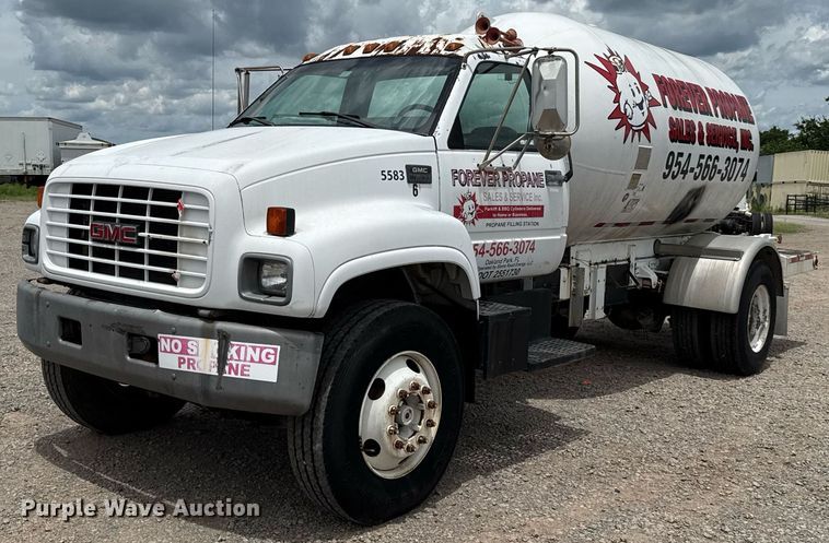 2000 GMC C7500 truck cab and chassis - HI9274