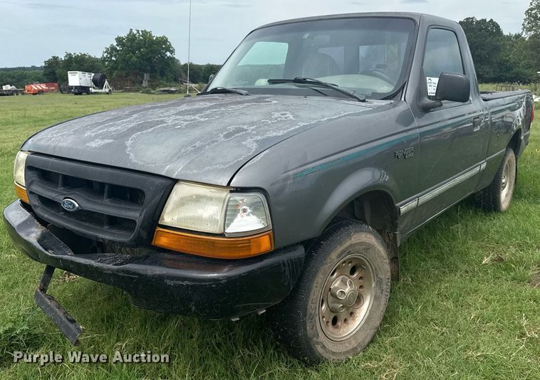 1998 Ford Ranger pickup truck - DS3788