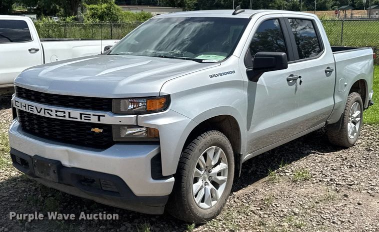 2021 Chevrolet Silverado 1500 Crew Cab pickup truck - DU9246