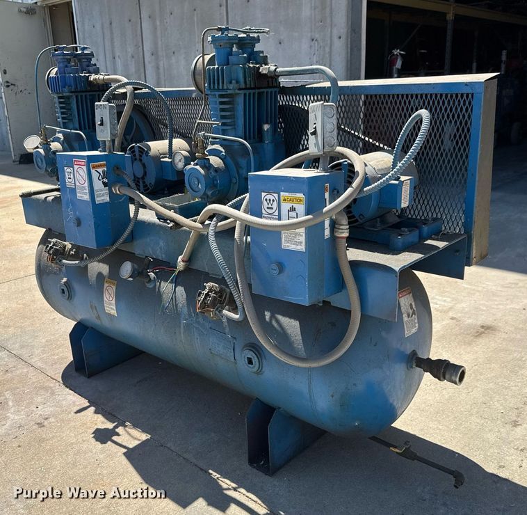 Quincy 216 air compressor - DY0250