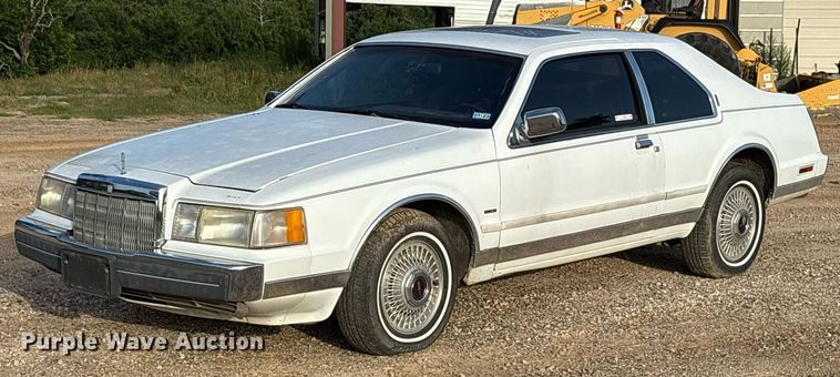 1989 Lincoln Continental Mark VII  - DY0642