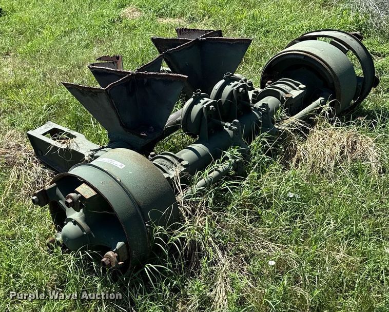 (6) axle assembalies - DZ8650