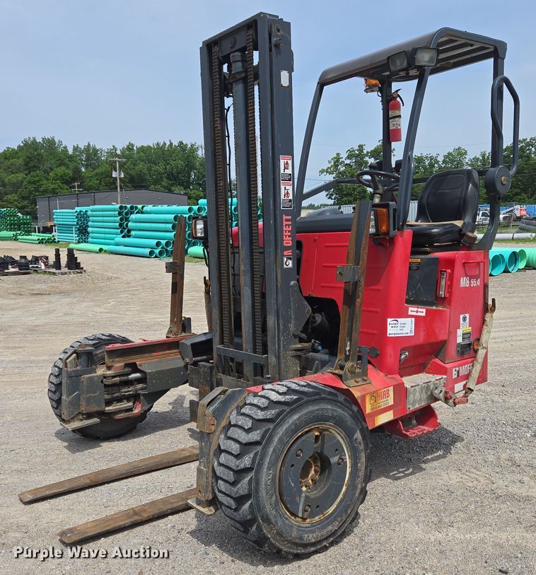 2016 Moffett M8 55.4 forklift - EC4297