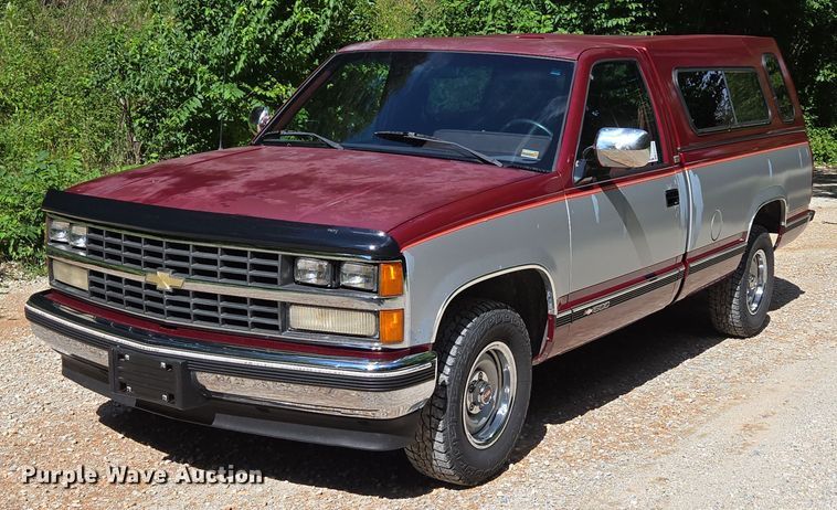 1988 Chevrolet C1500 pickup truck - ED2124