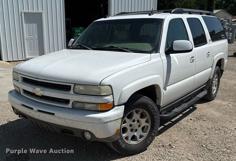 2004 Chevrolet  Suburban SUV - ED4246