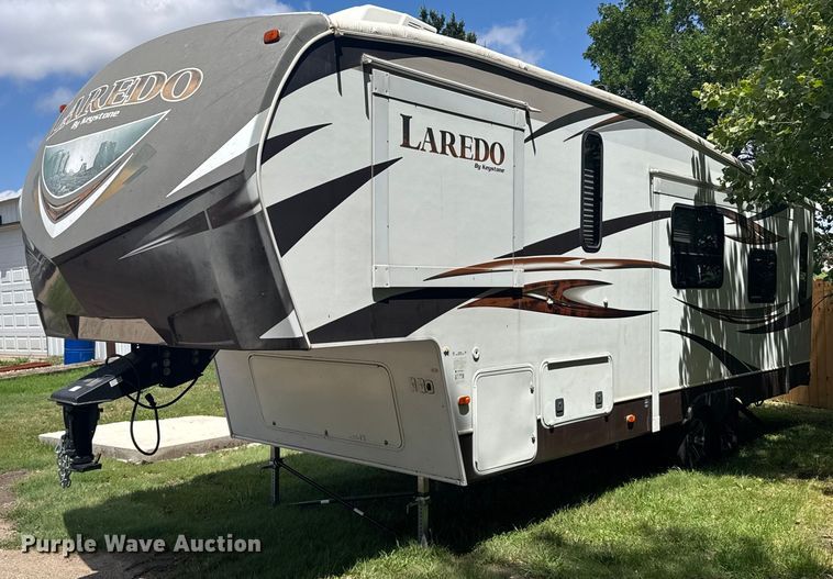2014 Keystone  Laredo camper - EG6653