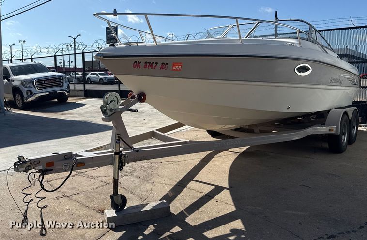Stingray 220 Series boat - EG8122