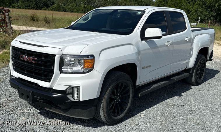 2022 GMC Canyon Crew Cab pickup truck - EJ4812