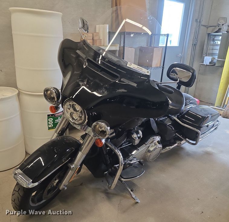 2021 Harley Davidson Police Electra Glide motorcycle - EK5325