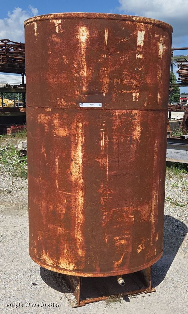 Fuel tank - EN3910