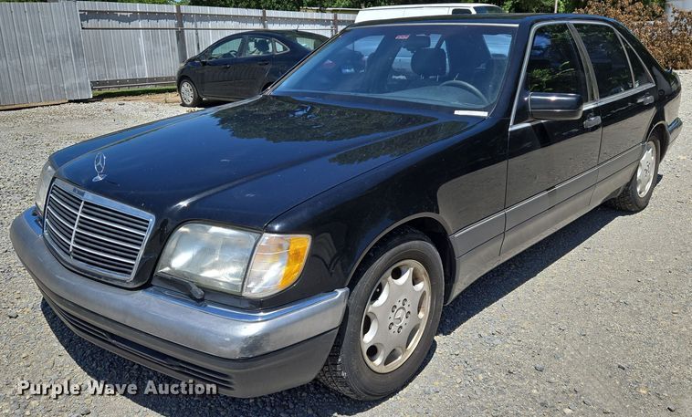 1996 Mercedes-Benz  S420  - EN8211