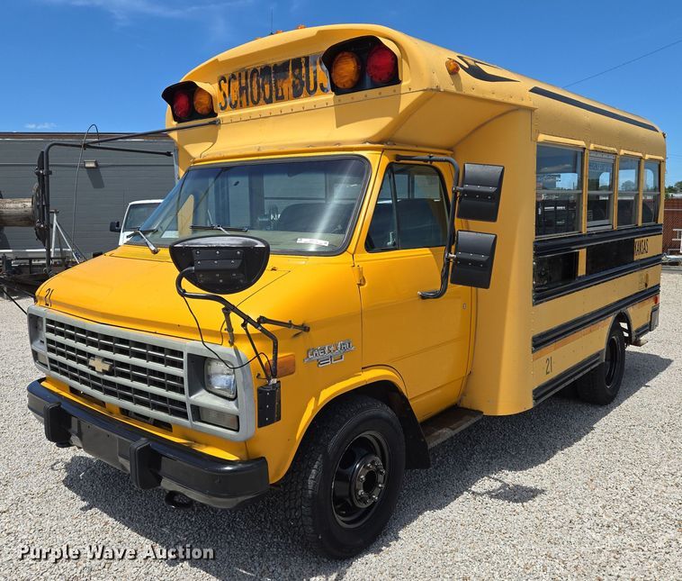 1996 Blue Bird school bus - EN8218