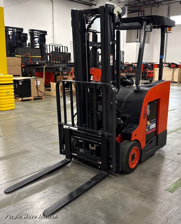 2023 Linde E18S forklift - ND9876