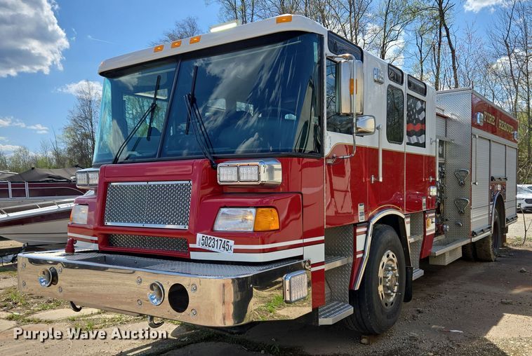 2000 Pierce pumper fire truck - YA0468