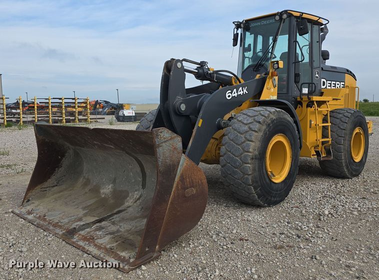 2017 John Deere 644K wheel loader - DR3756