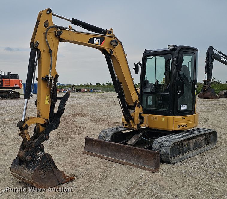 2014 Caterpillar 305E CR mini excavator - DR3768