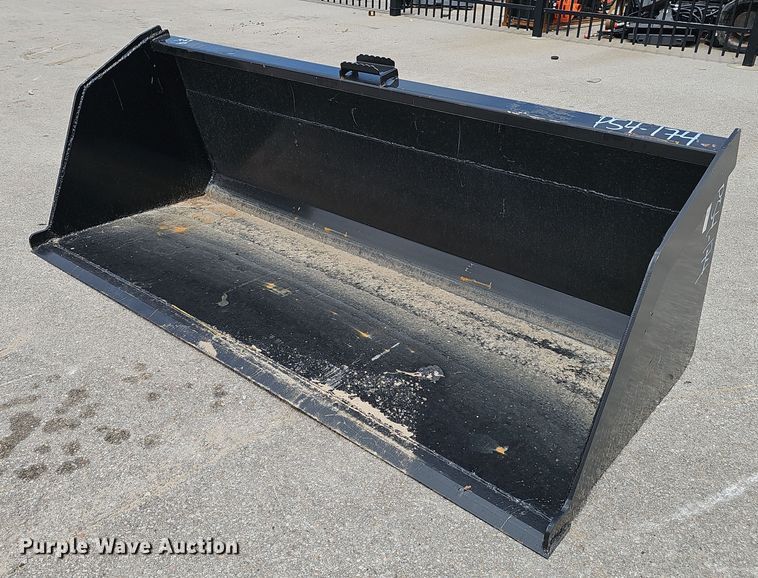 Kit Containers LLC QT-SNB-84 skid steer bucket - DR3922