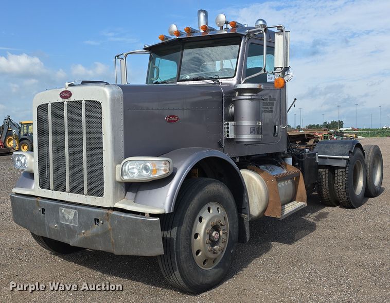 2008 Peterbilt 388 semi truck - DT6979