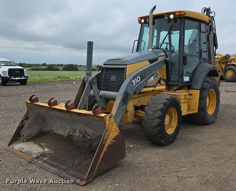 2007 John Deere 310TJ backhoe - DT6981