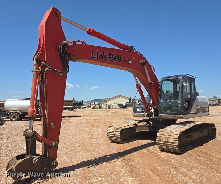 2008 Link-Belt 240 X2 excavator - DT7235