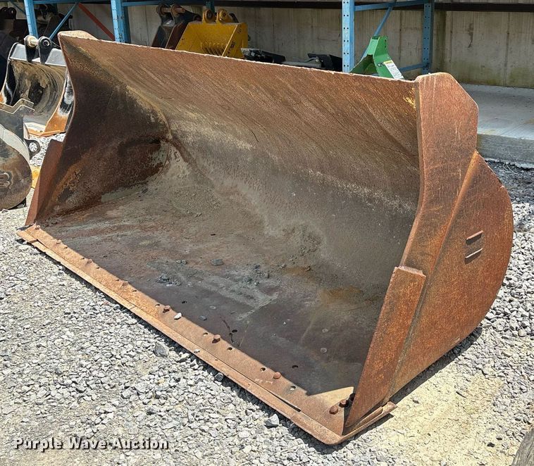 JRB 624J wheel loader bucket - DW7109