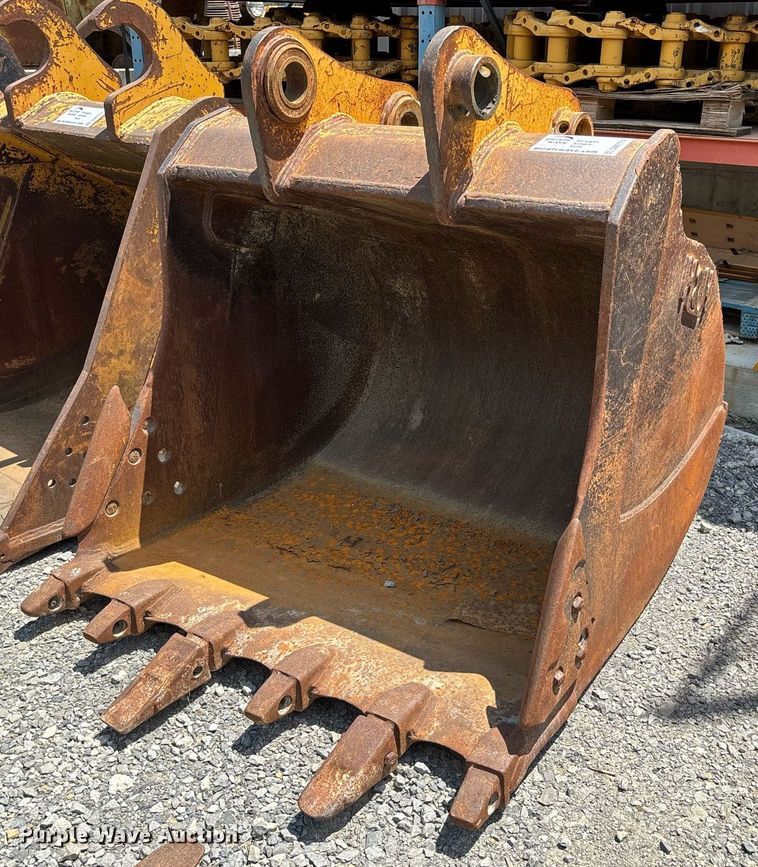 John Deere excavator bucket - DW7114