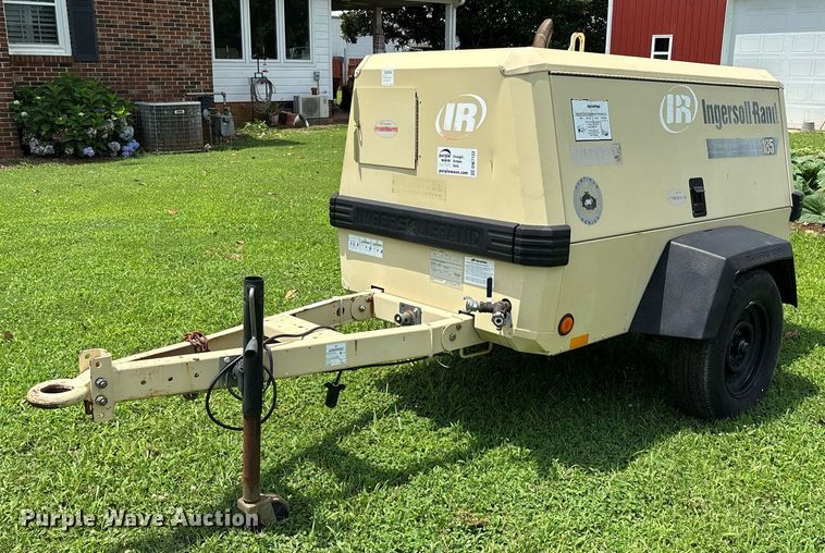 2002 Ingersoll Rand P185WIR air compressor - DW7122