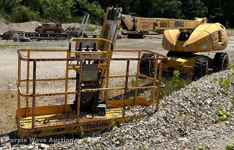 2005 Haulotte HB44J boom lift - DW7155