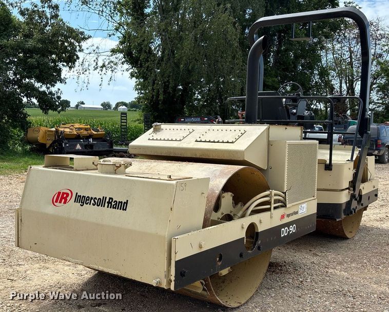 1996 Ingersoll Rand DD 90 double drum vibratory roller - DW7158
