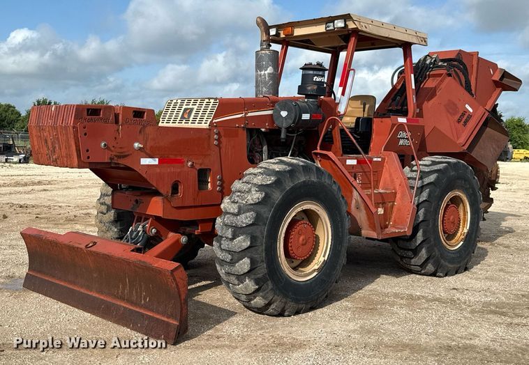 2004 Ditch Witch RT185T rock saw - DX5611