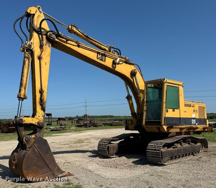 1989 Caterpillar 225B LC excavator - DY0264