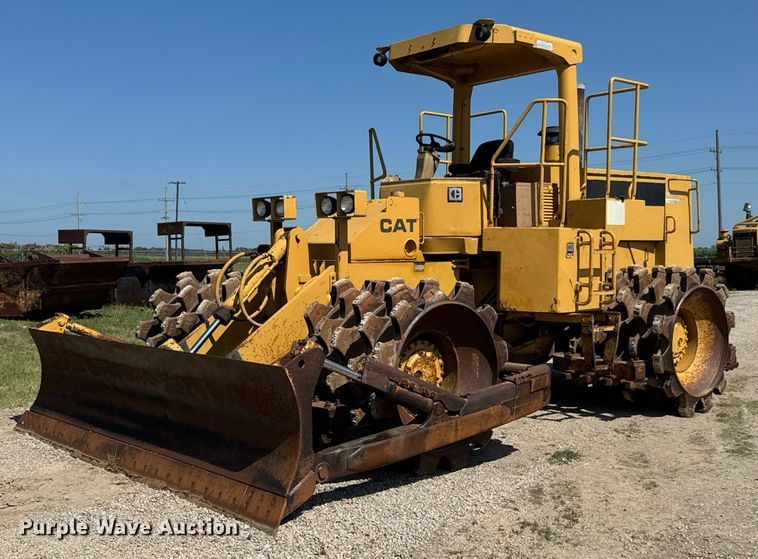 1984 Caterpillar 815B soil compactor - DY0287