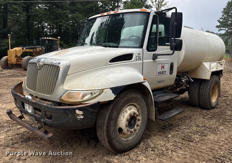 2006 International MA025 water truck - DY0666