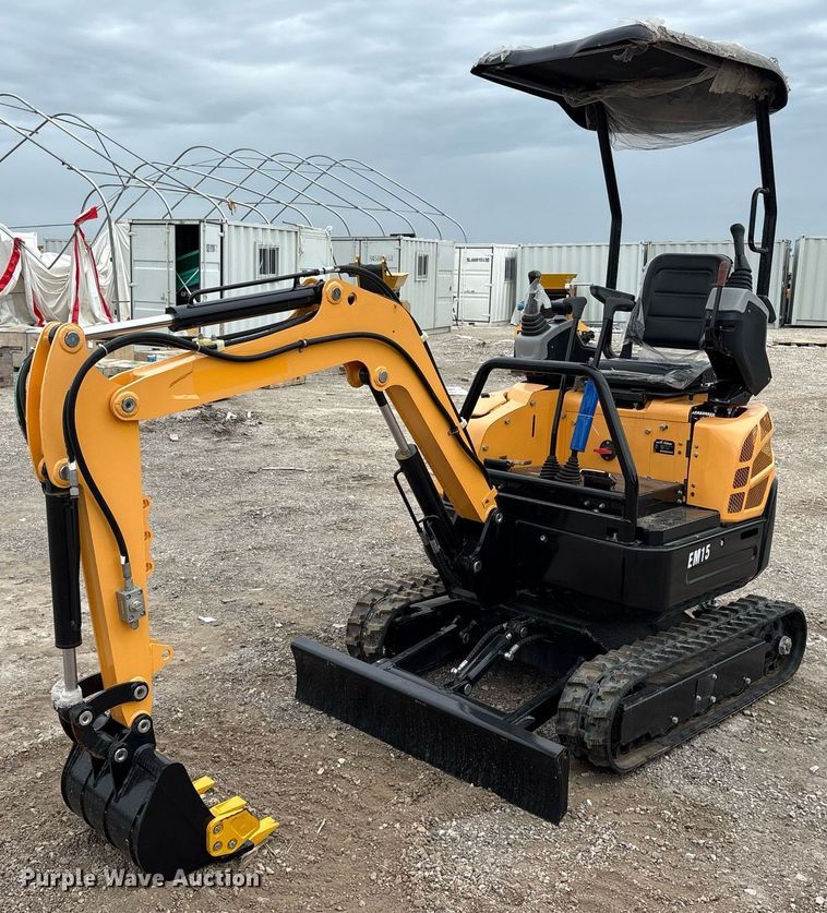 2024 Valley Pioneer EM15 mini excavator - DY0701