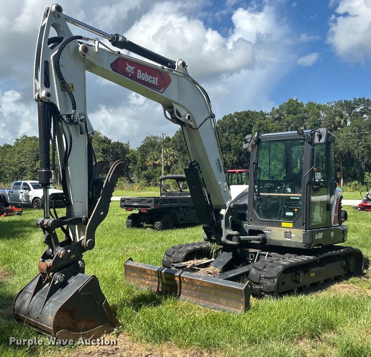 2023 Bobcat E88 R2-Series mini excavator - EC3702