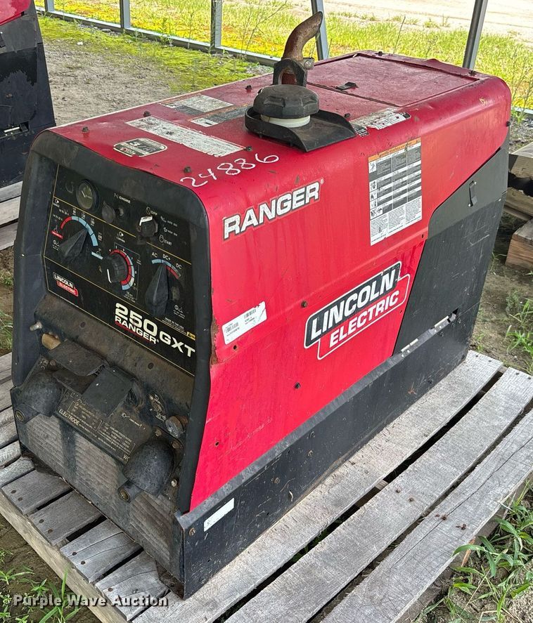 Lincoln Electric  Ranger 250 GXT welder/generator - EC3724