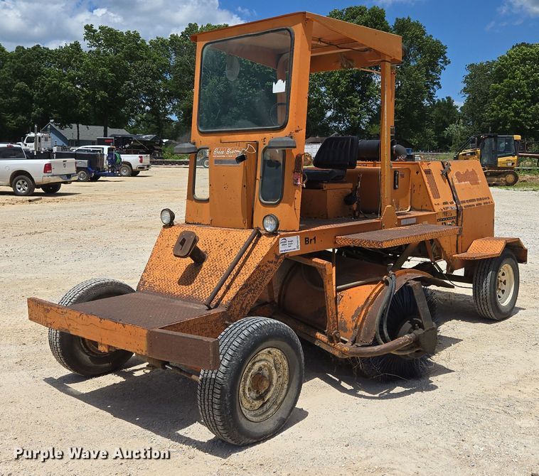 1998 Broce RJ 350 broom - ED2114