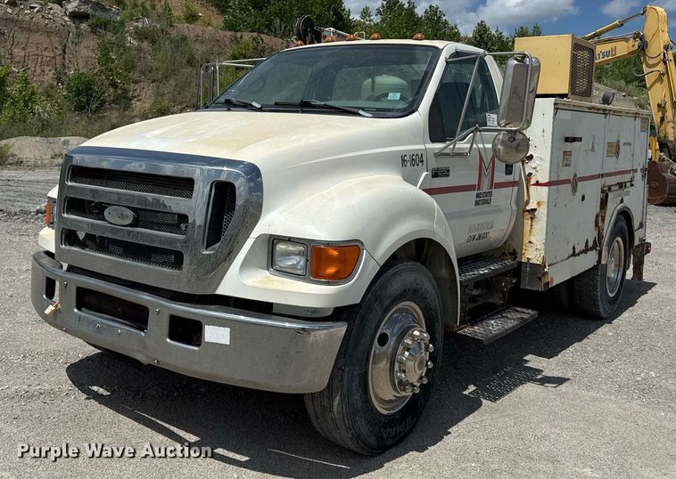 2005 Ford F650 utility / service truck - ED4259