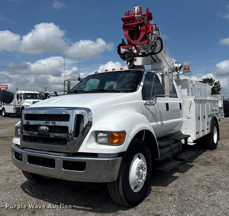 2009 Ford F750 Super Duty Crew Cab digger derrick truck - EG5931