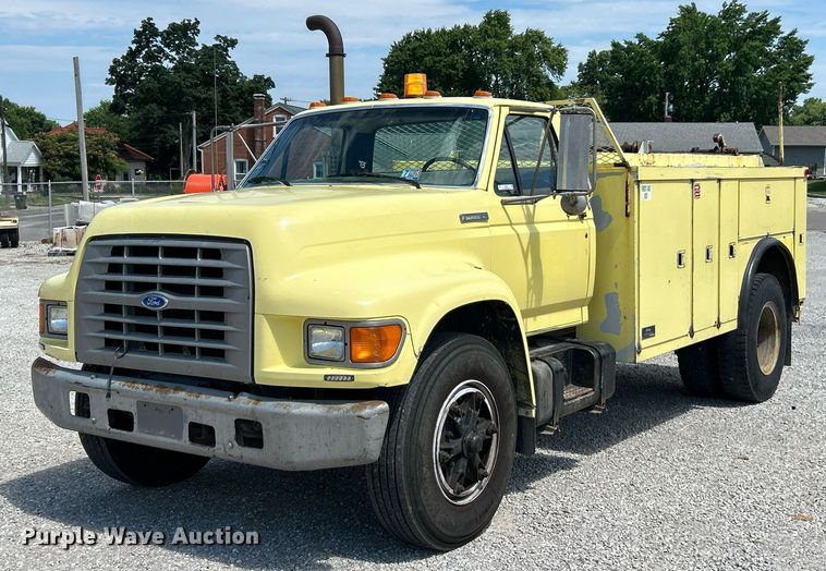 1995 Ford F800 reel truck - EK8264