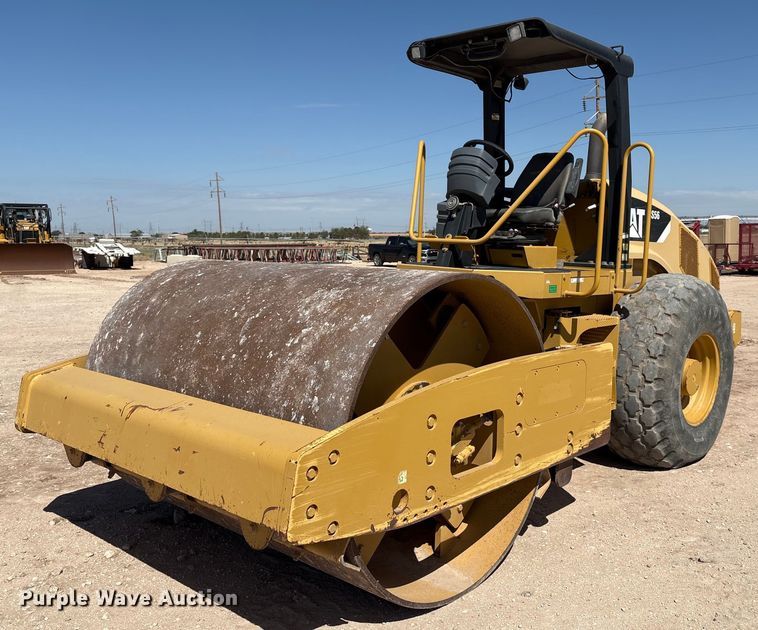 2008 Caterpillar CS56 single drum vibratory roller - EL2140